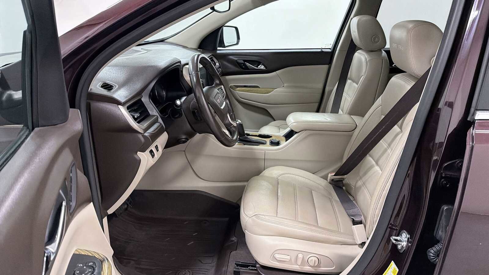 Thumbnail: 2017 GMC Acadia - 13