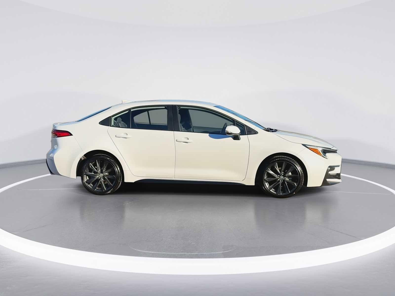 Thumbnail: 2025 Toyota Corolla - 9