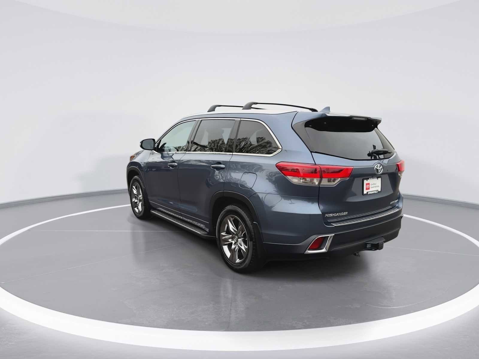 Thumbnail: 2017 Toyota Highlander - 6