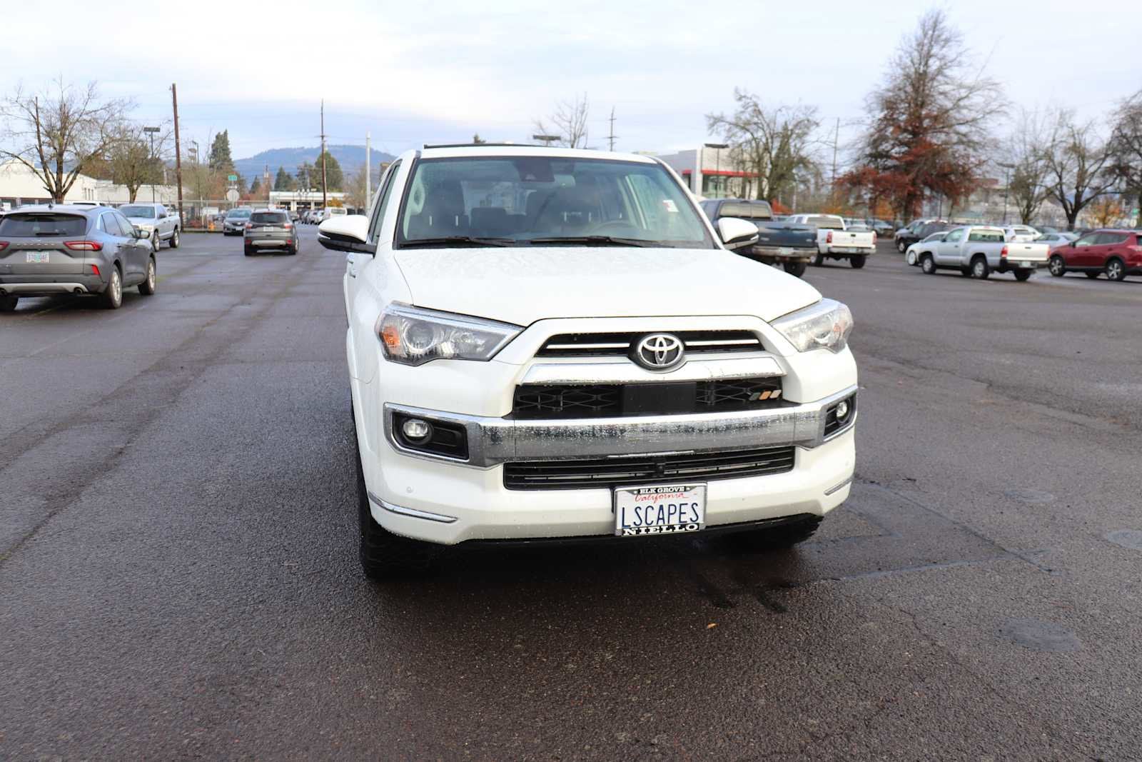 Thumbnail: 2022 Toyota 4Runner - 3