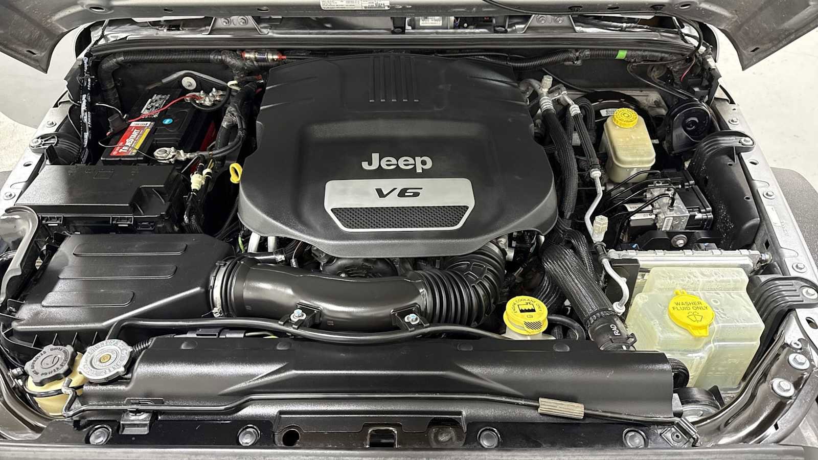 Thumbnail: 2017 Jeep Wrangler - 28