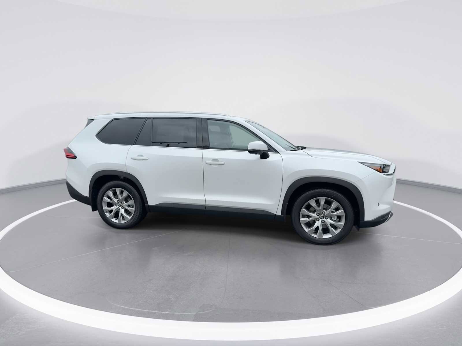 Thumbnail: 2025 Toyota Grand Highlander - 9