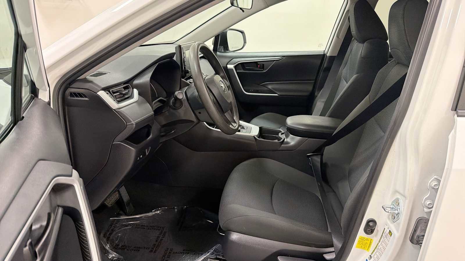 Thumbnail: 2021 Toyota RAV4 - 13