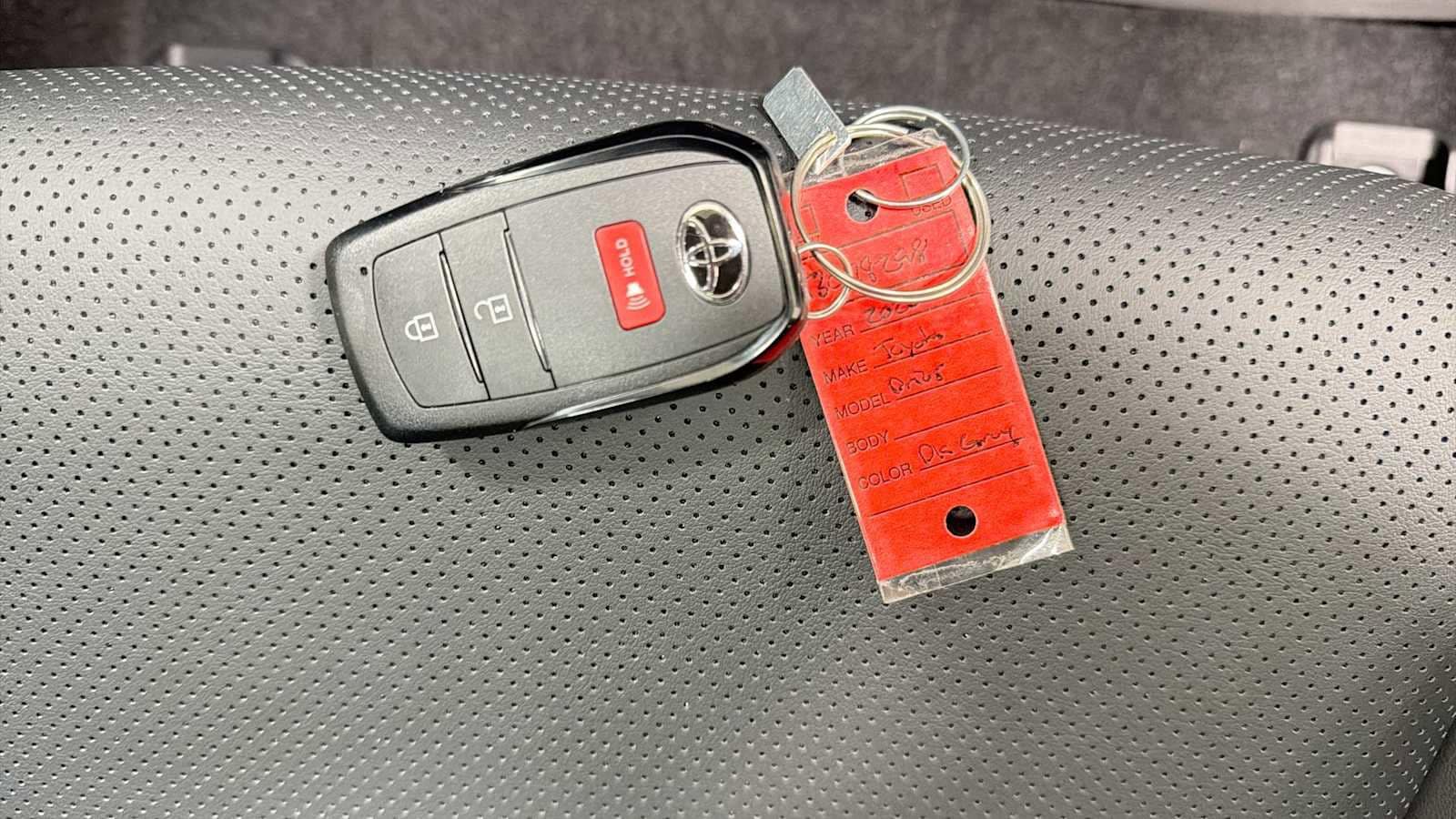 Thumbnail: 2026 Toyota Prius - 32