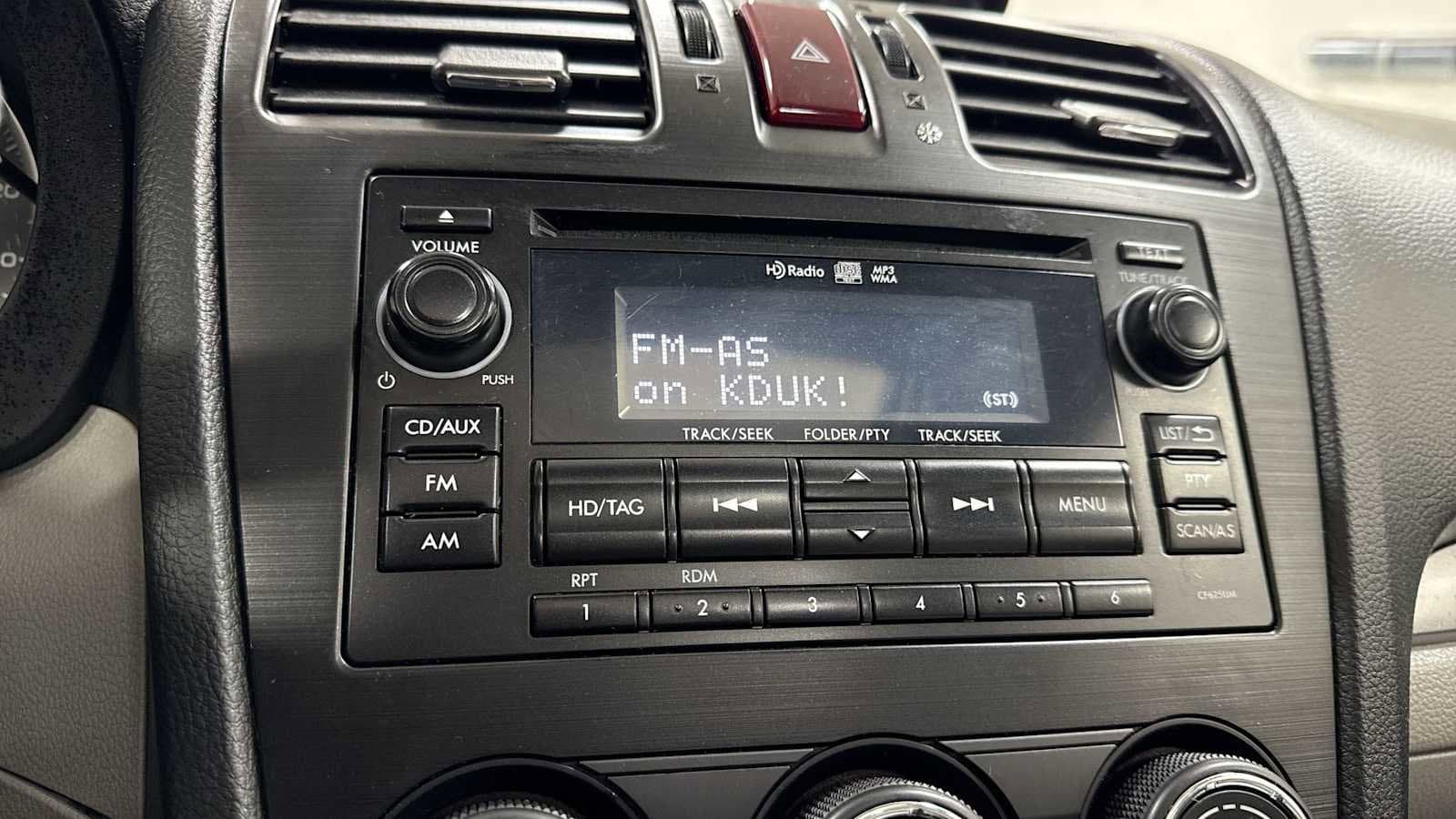 Thumbnail: 2015 Subaru Forester - 18