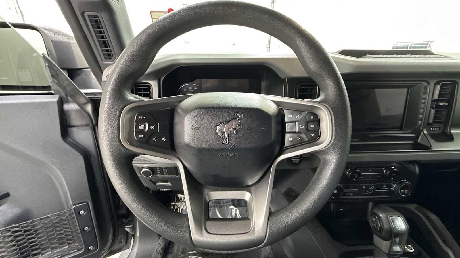 Thumbnail: 2021 Ford Bronco - 16