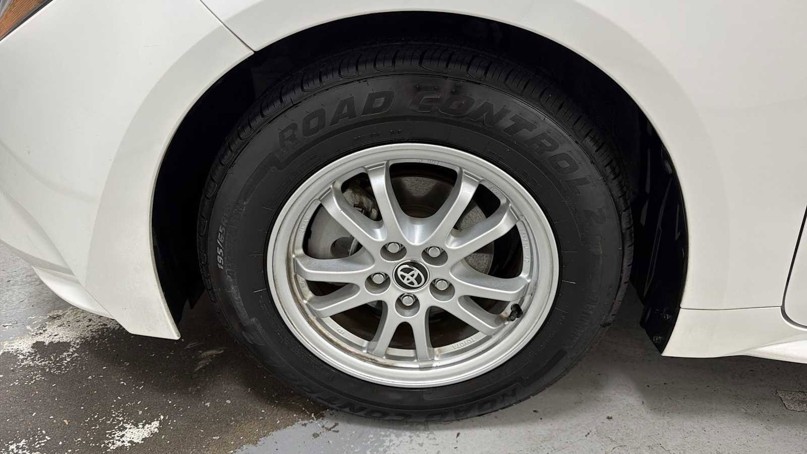 Thumbnail: 2021 Toyota Corolla - 10