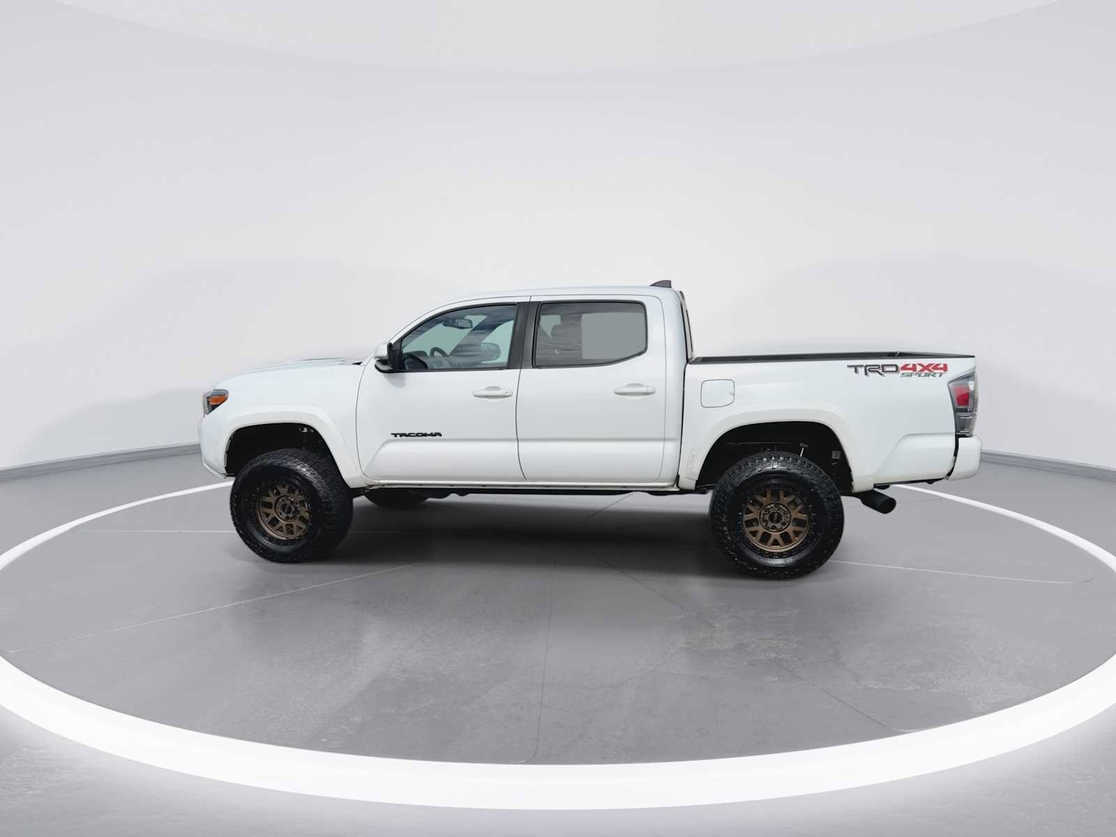 Thumbnail: 2020 Toyota Tacoma - 5