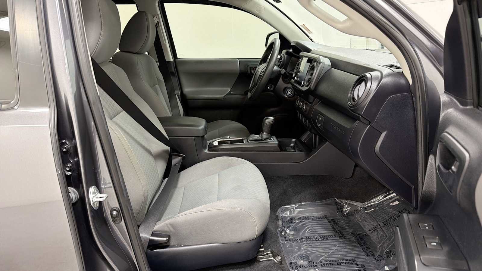 Thumbnail: 2022 Toyota Tacoma - 28