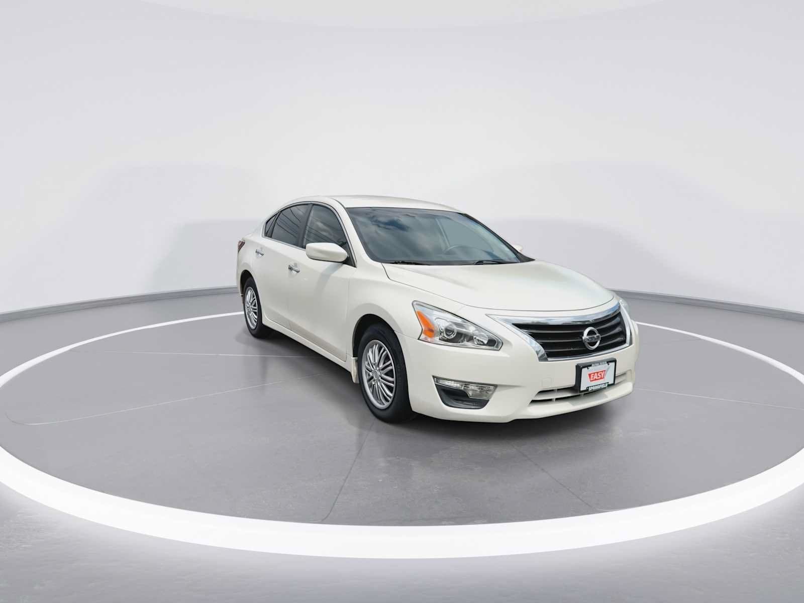 Used 2015 Nissan Altima S with VIN 1N4AL3AP6FC412168 for sale in Springfield, OR