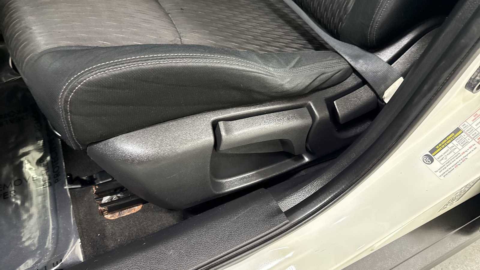 Thumbnail: 2017 Nissan Rogue - 14