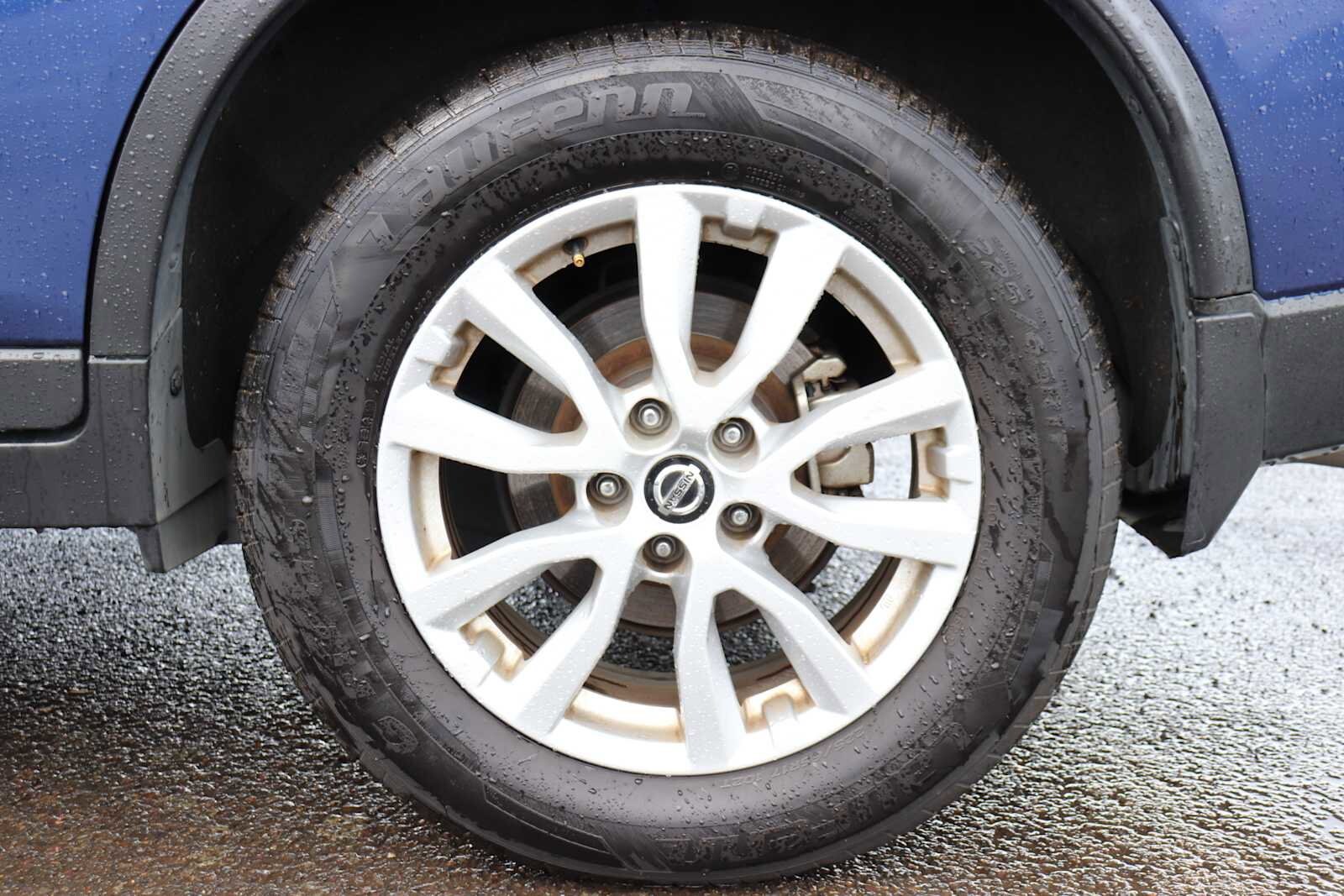 Thumbnail: 2019 Nissan Rogue - 9