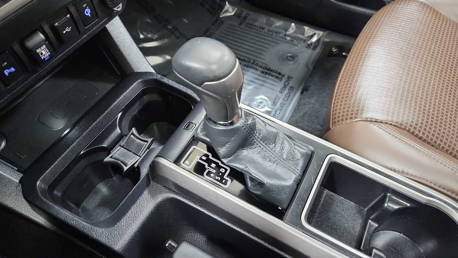 Thumbnail: 2021 Toyota Tacoma - 22