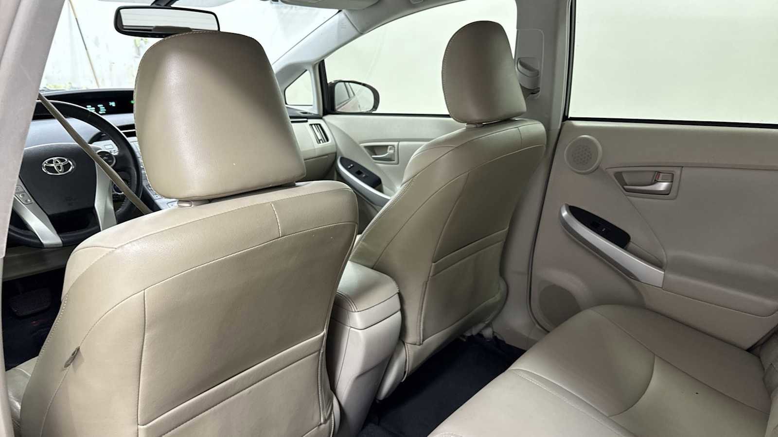 Thumbnail: 2013 Toyota Prius - 24