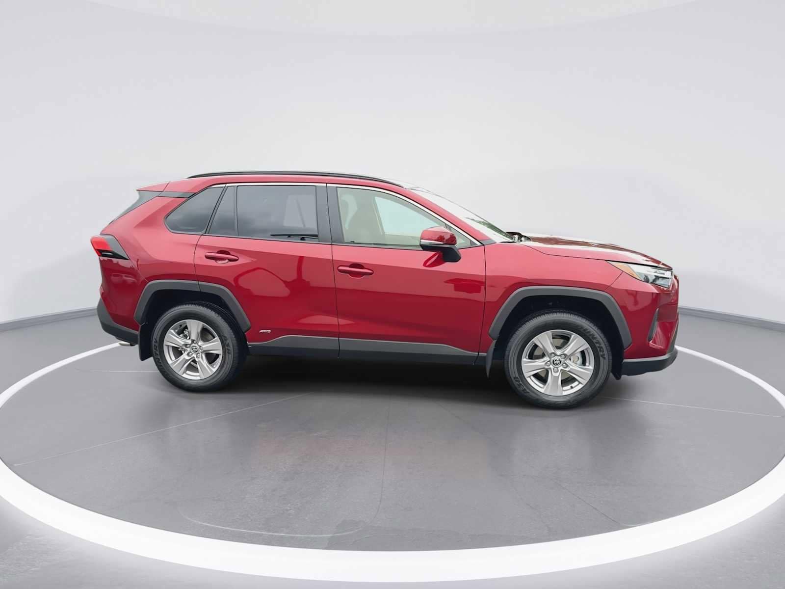 Thumbnail: 2024 Toyota RAV4 - 9