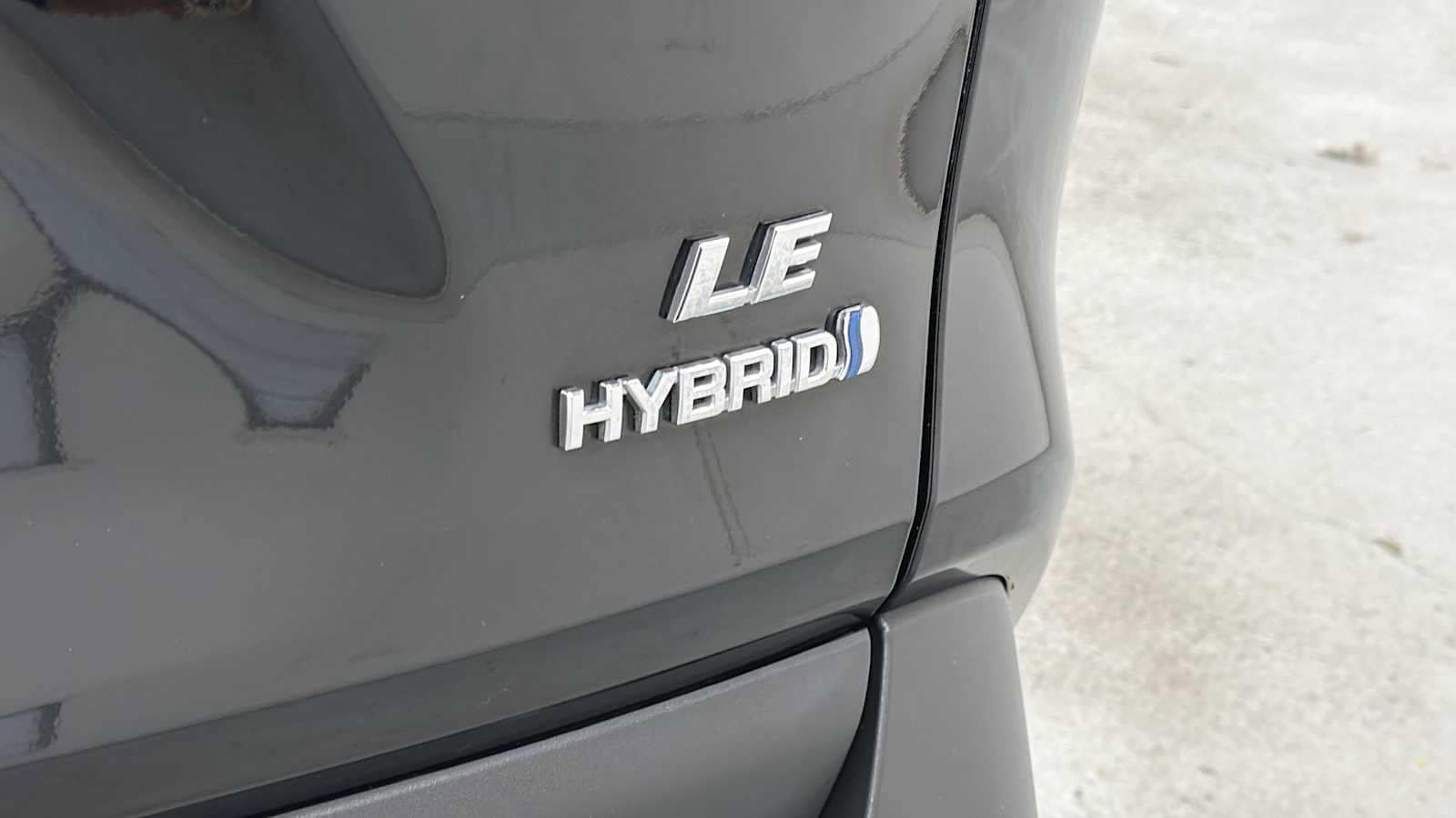 Thumbnail: 2021 Toyota RAV4 - 27