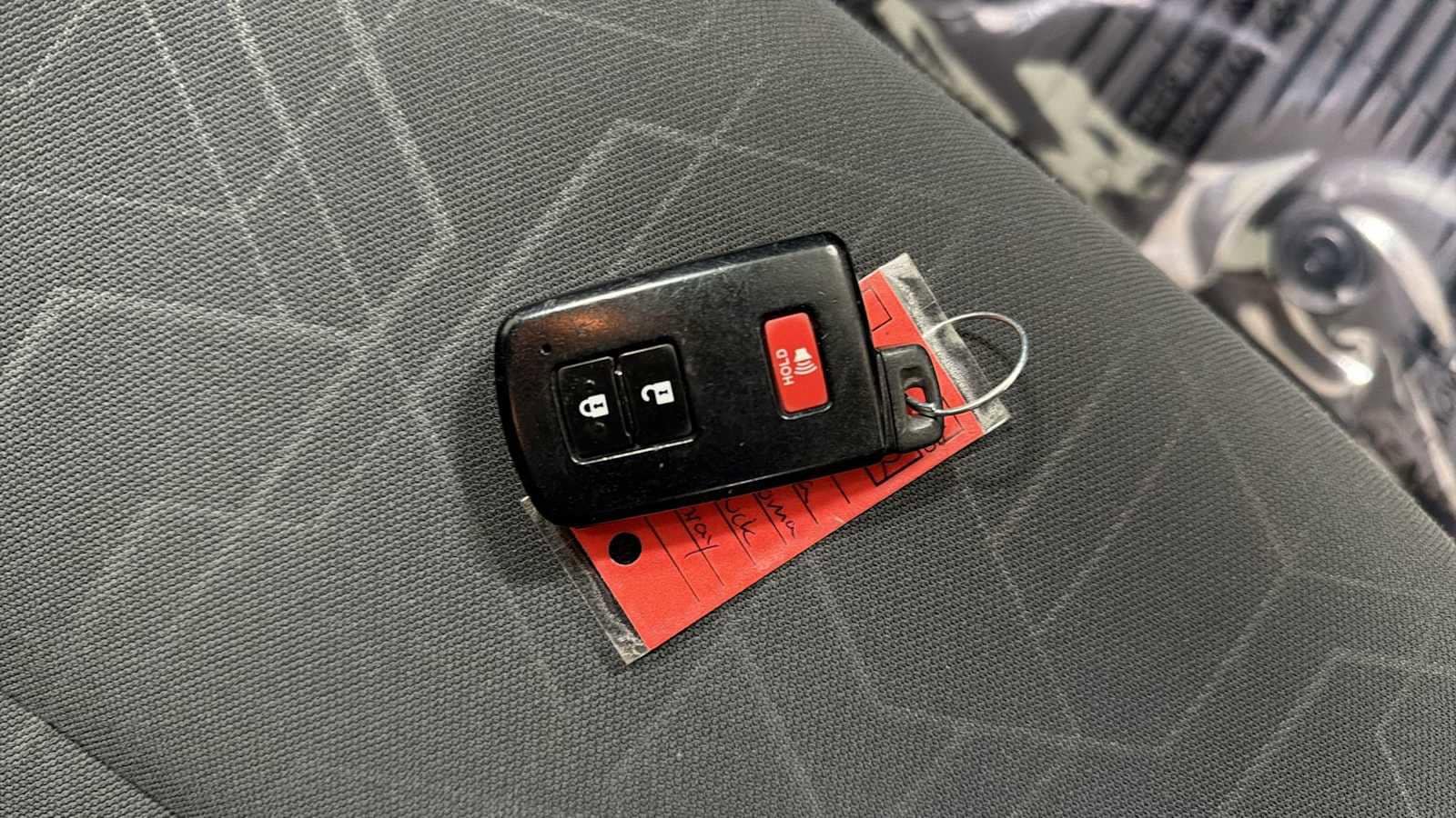 Thumbnail: 2018 Toyota Tacoma - 31