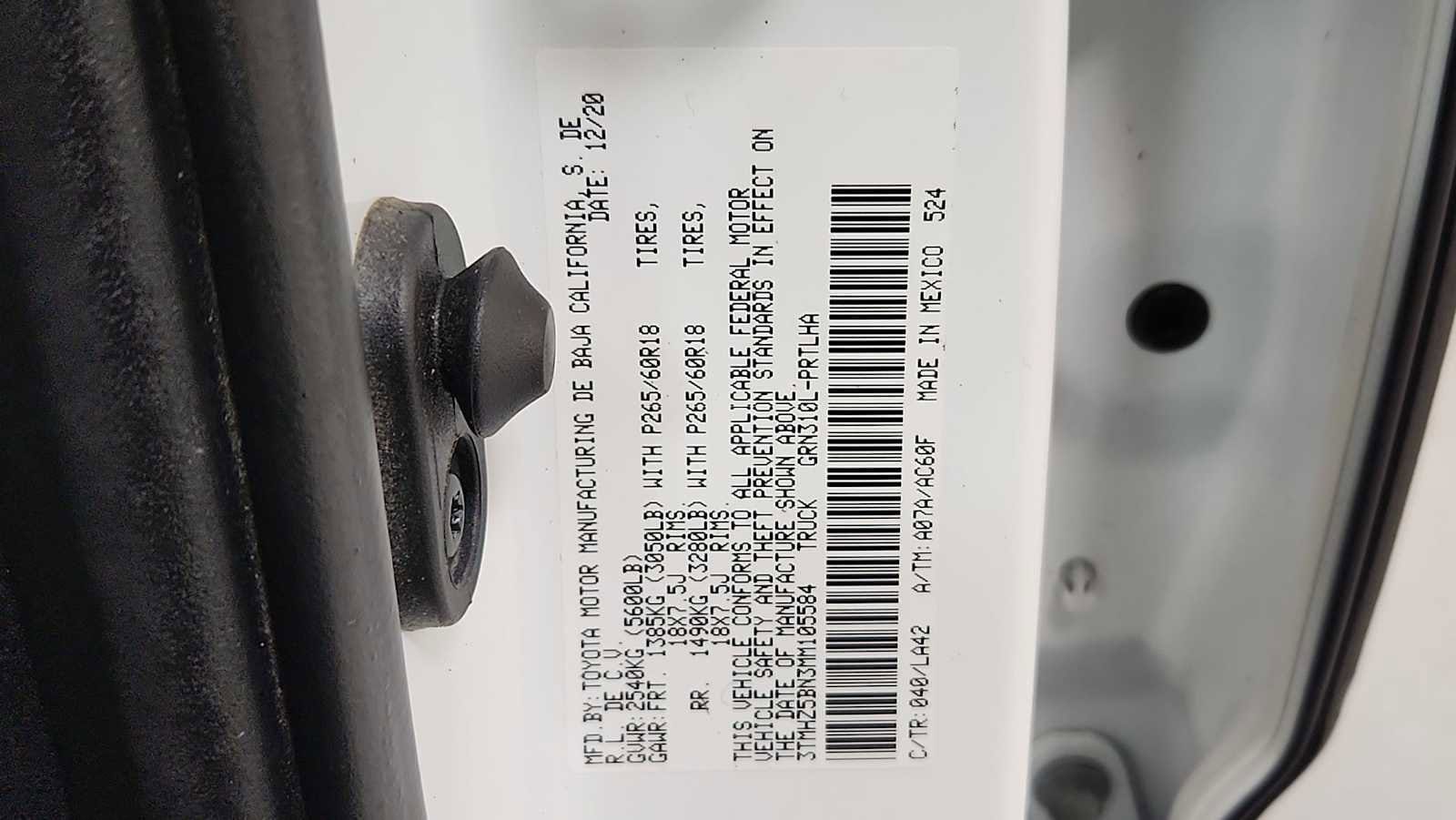 Thumbnail: 2021 Toyota Tacoma - 11