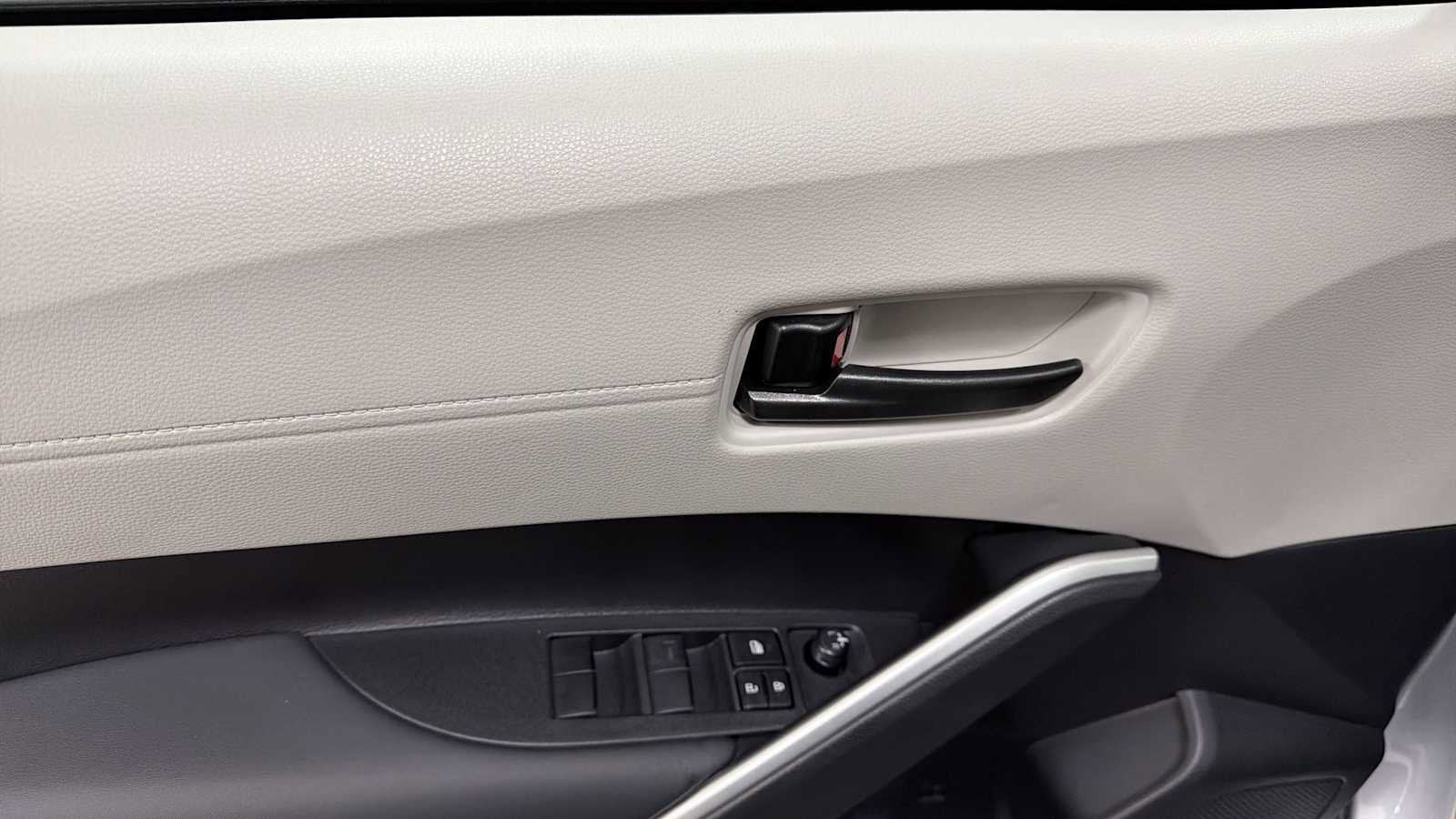 Thumbnail: 2026 Toyota Corolla Cross - 15