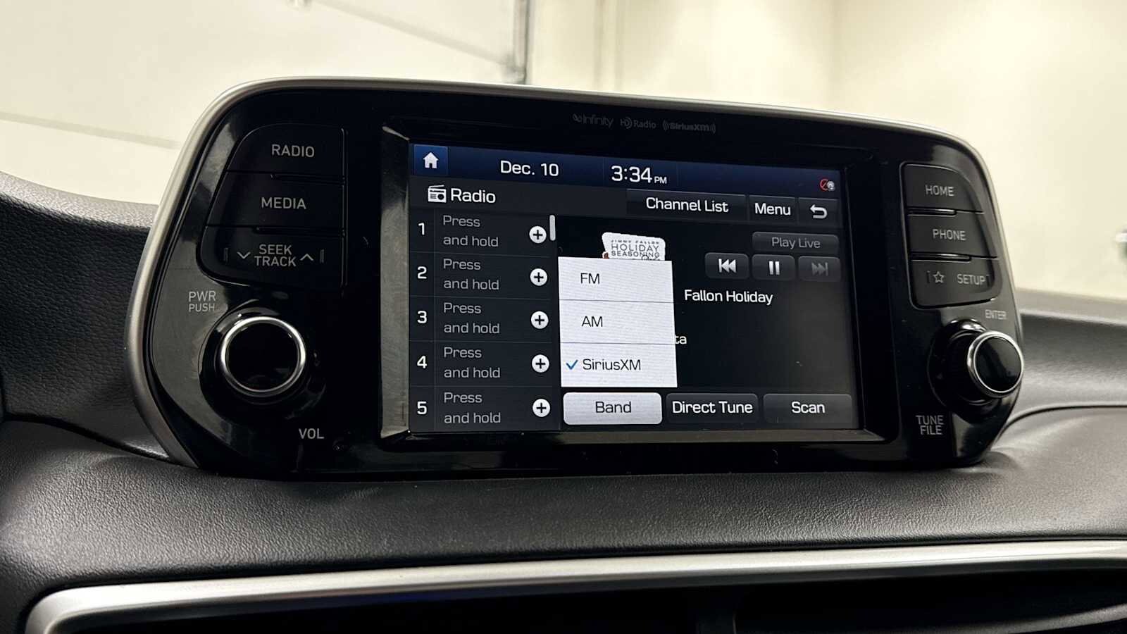 Thumbnail: 2021 Hyundai Tucson - 18