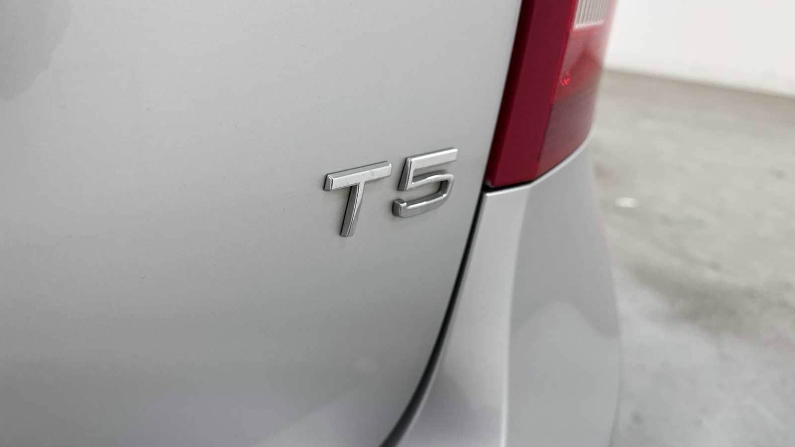 Thumbnail: 2015 Volvo S60 - 27