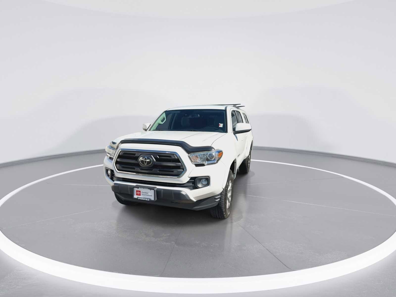 Thumbnail: 2018 Toyota Tacoma - 3