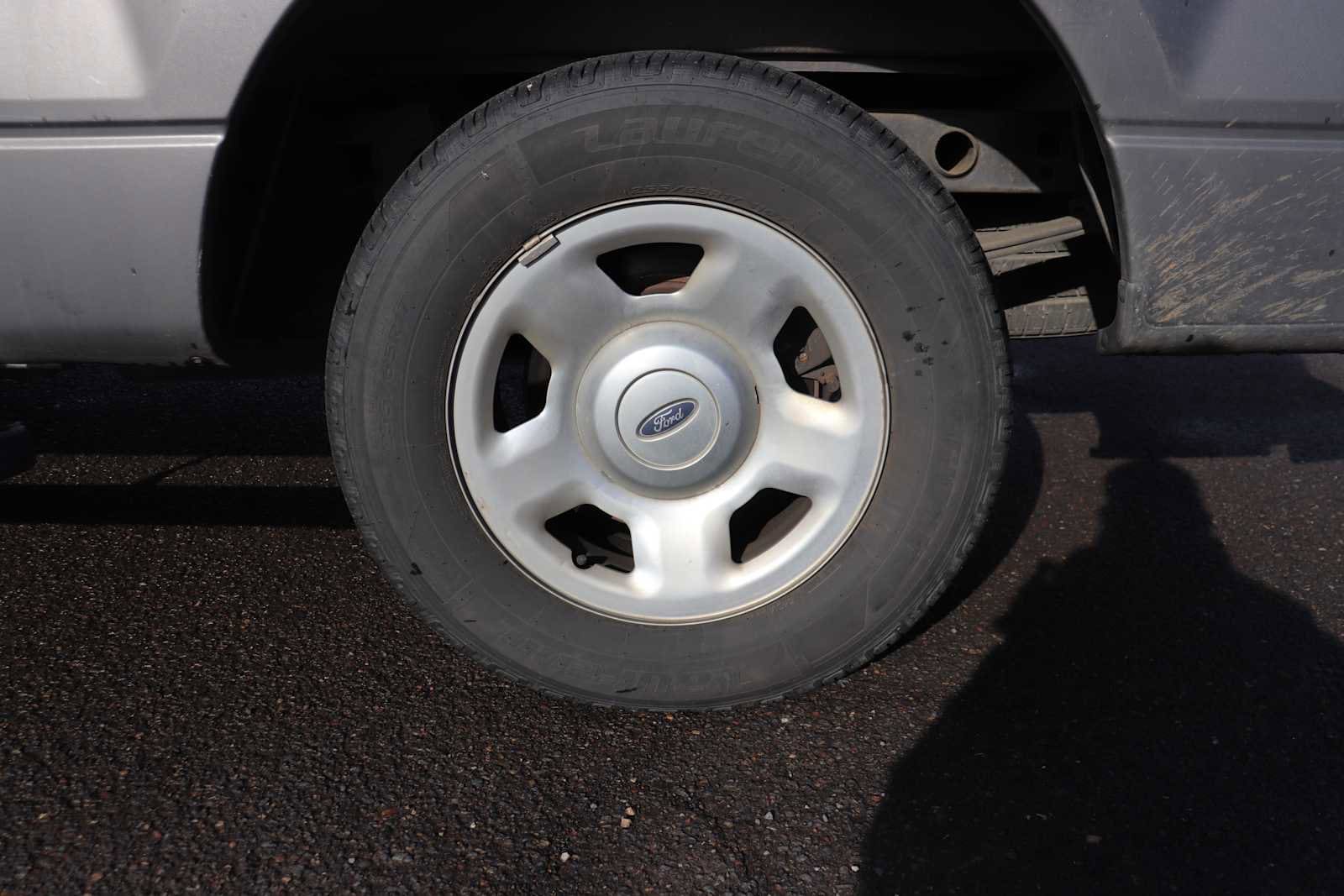 Thumbnail: 2007 Ford Econoline - 9