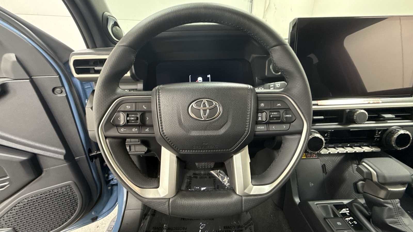 Thumbnail: 2025 Toyota 4Runner - 16