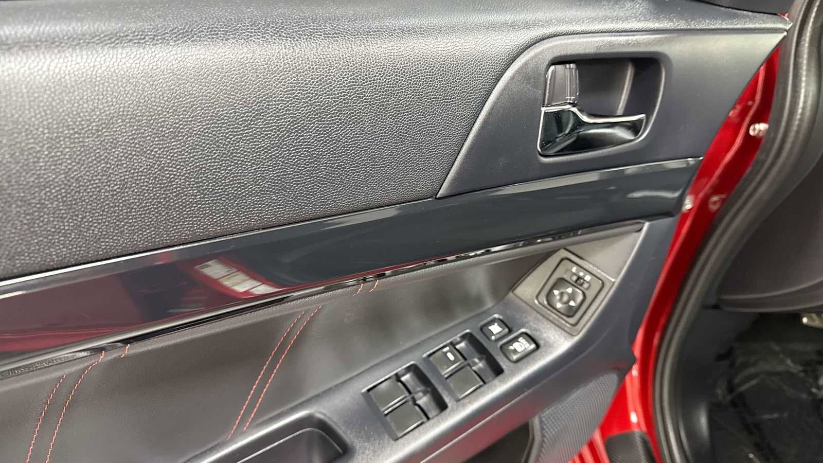 Thumbnail: 2017 Mitsubishi Lancer - 15