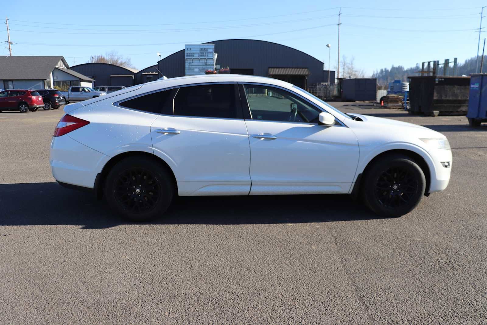 Thumbnail: 2011 Honda Accord Crosstour - 4