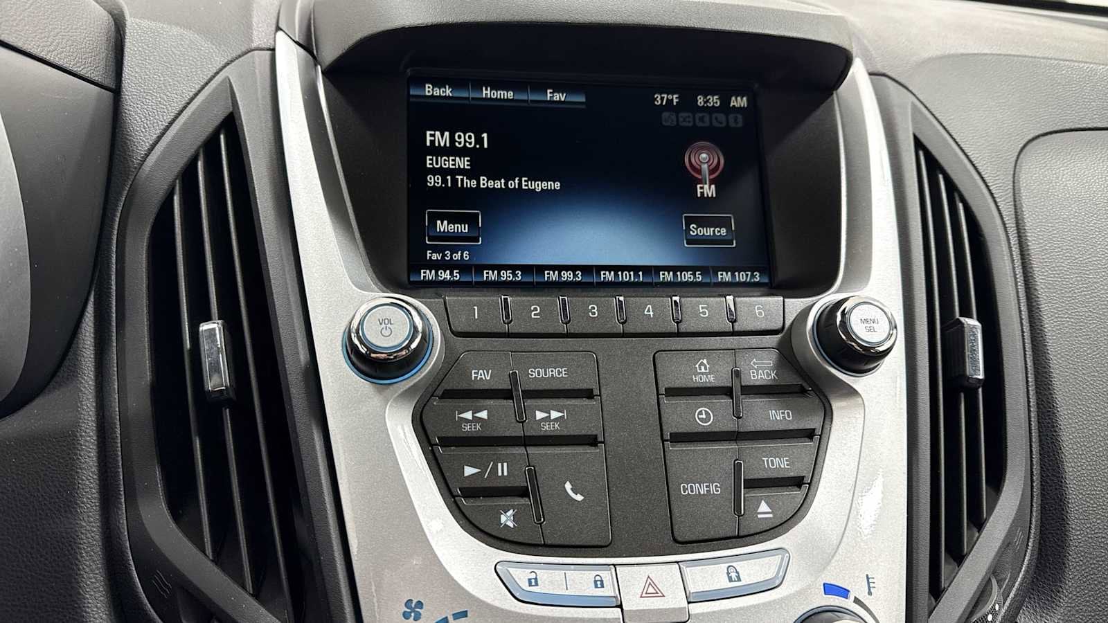 Thumbnail: 2014 Chevrolet Equinox - 18
