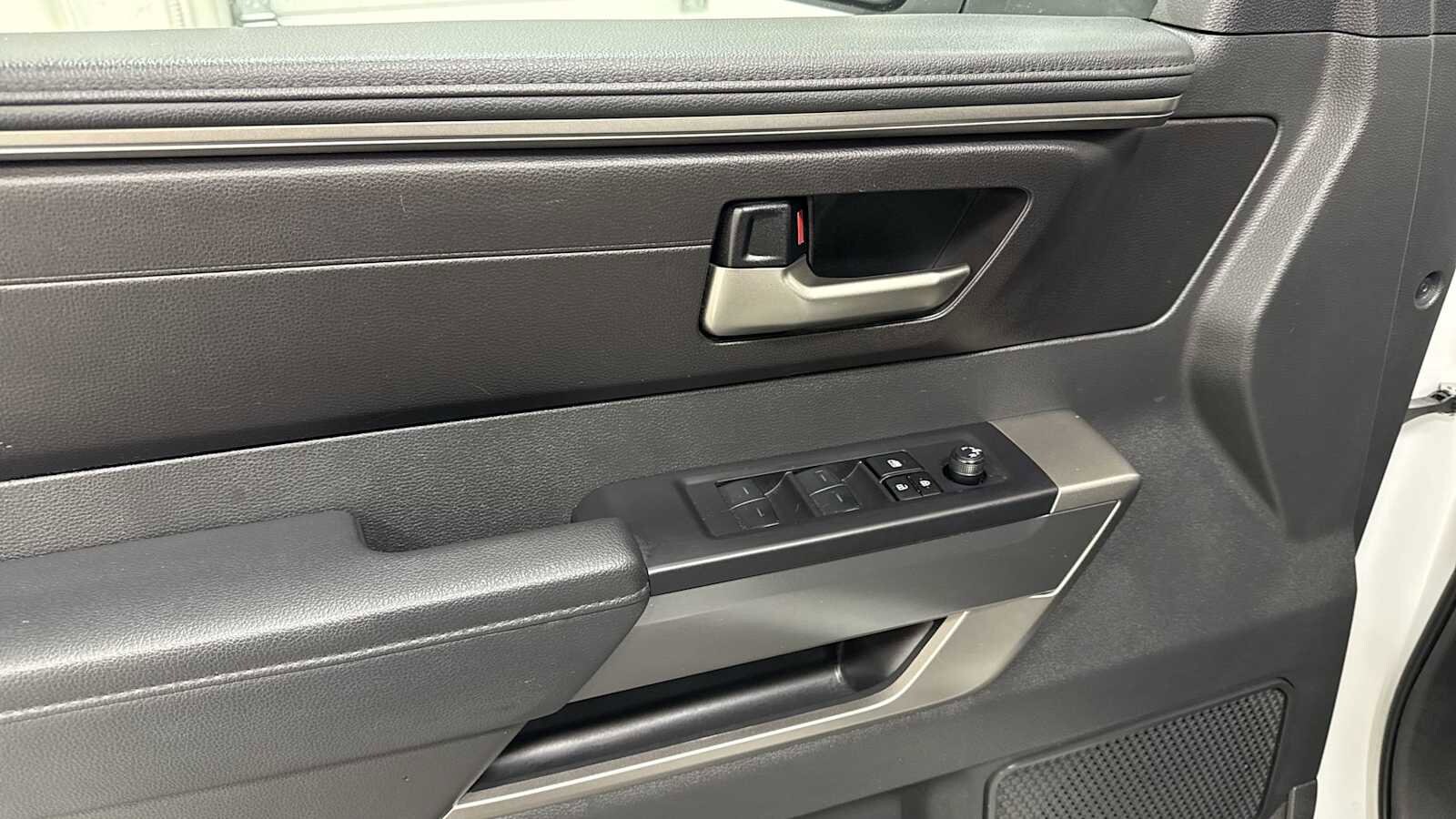 Thumbnail: 2024 Toyota Tundra - 15