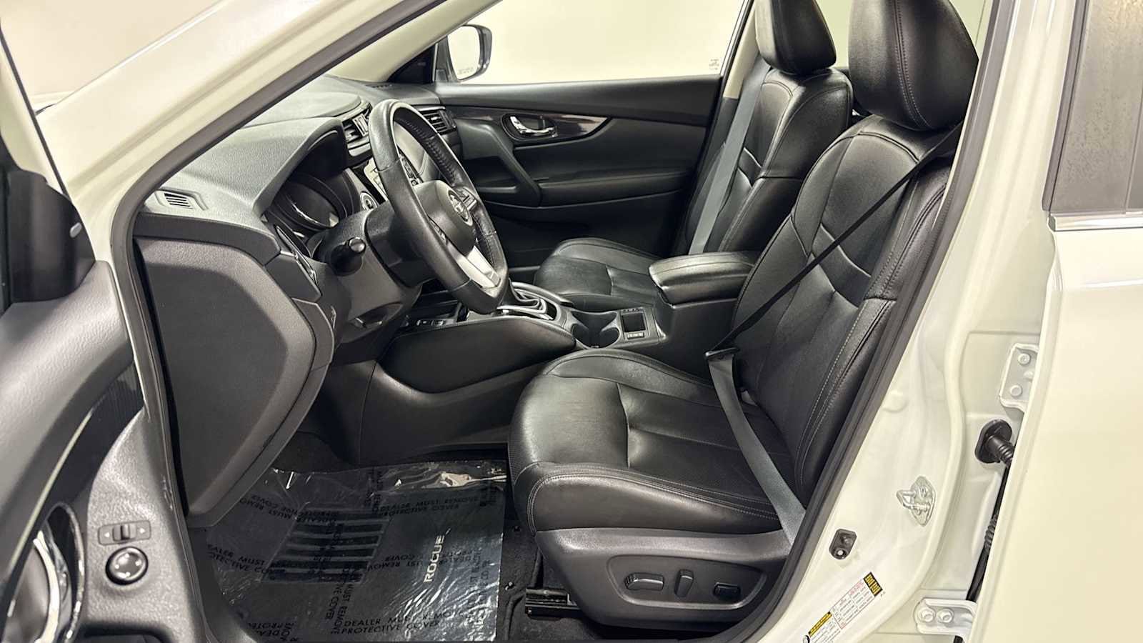 Thumbnail: 2020 Nissan Rogue - 13