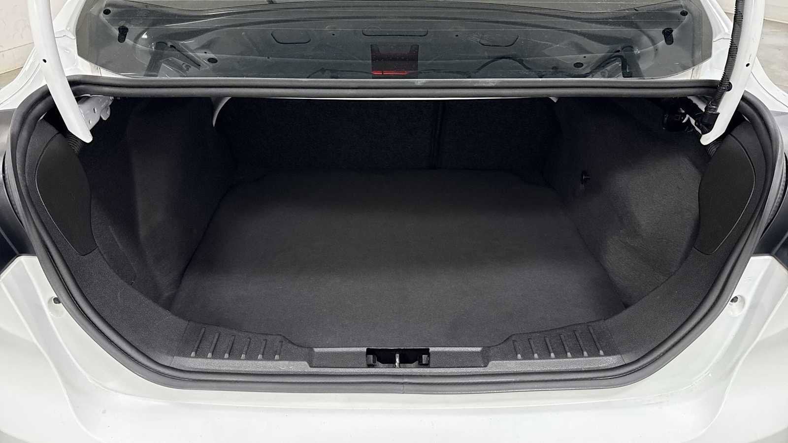 Thumbnail: 2017 Ford Focus - 26