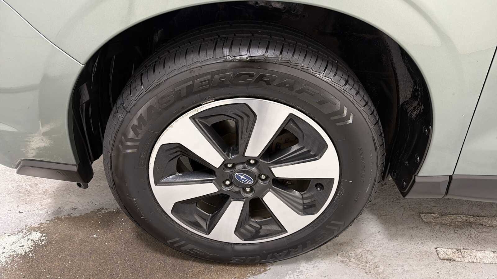 Thumbnail: 2017 Subaru Forester - 10