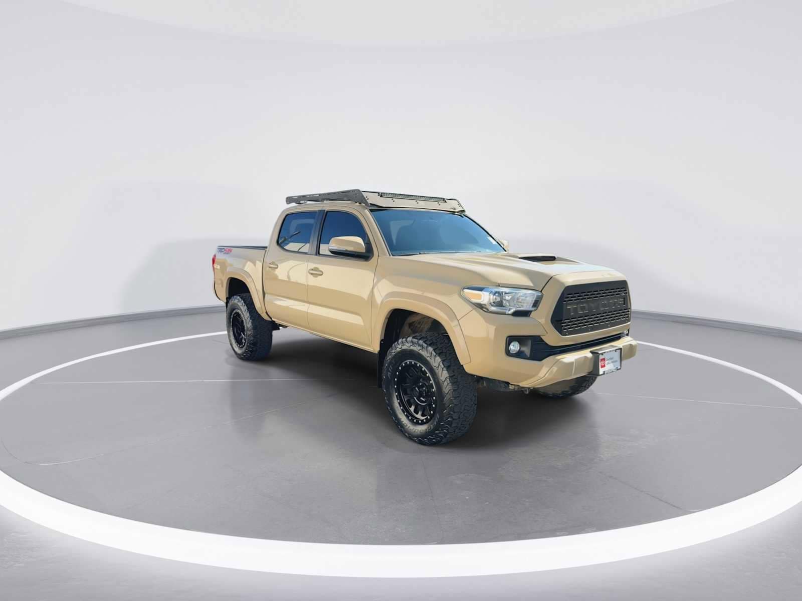 Thumbnail: 2017 Toyota Tacoma - 2
