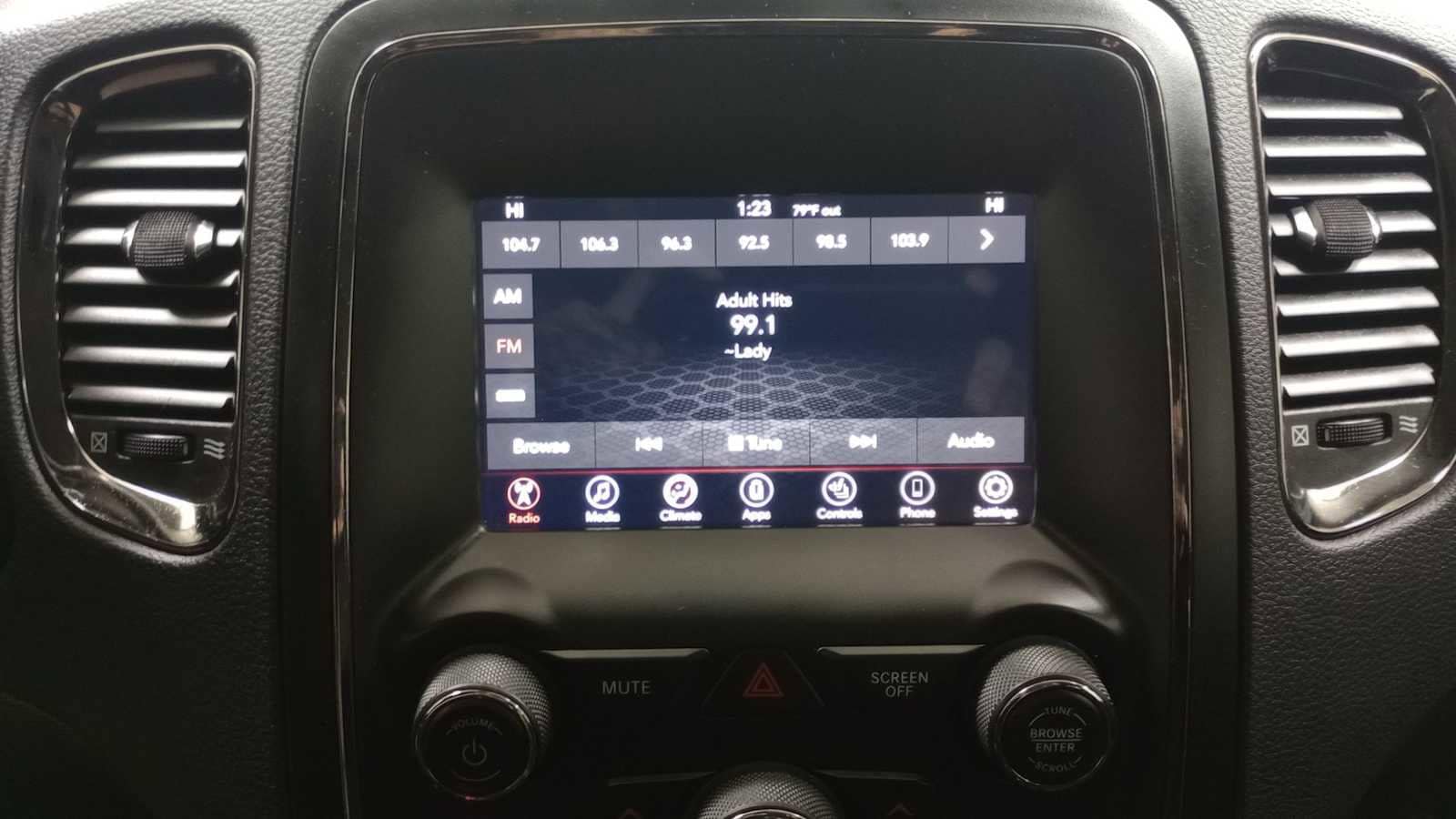 Thumbnail: 2018 Dodge Durango - 18