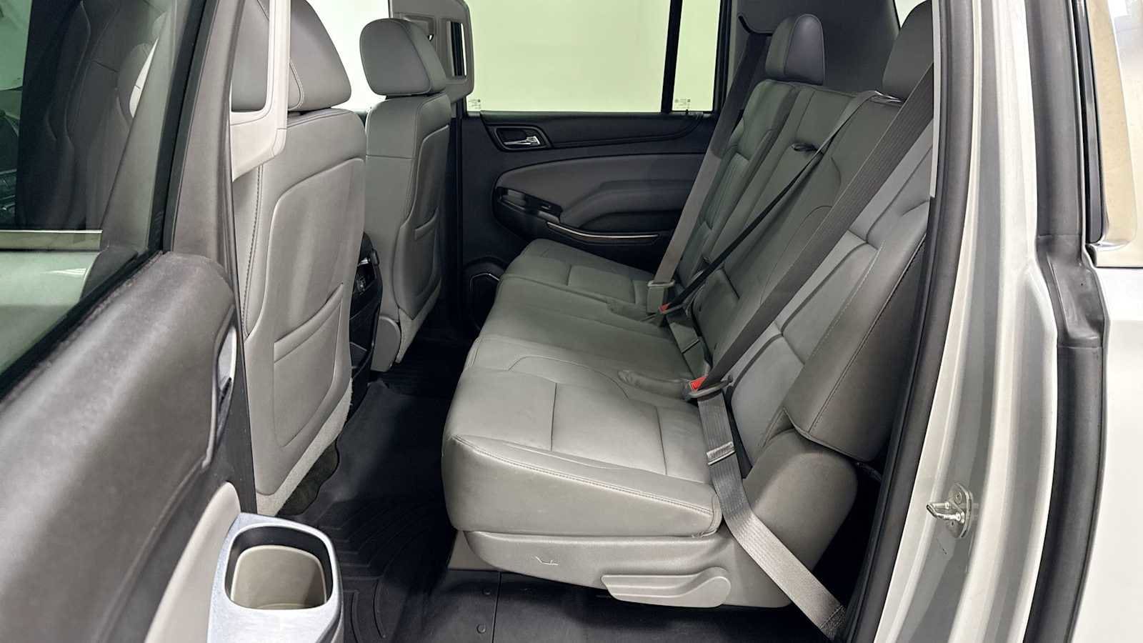 Thumbnail: 2015 Chevrolet Suburban - 24