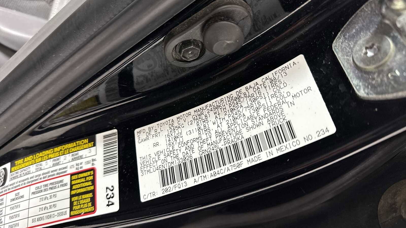 Thumbnail: 2013 Toyota Tacoma - 11