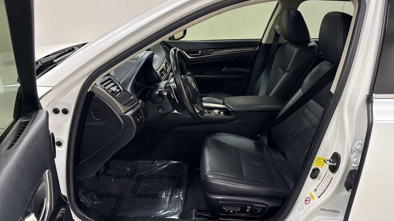 Thumbnail: 2018 Lexus GS - 13