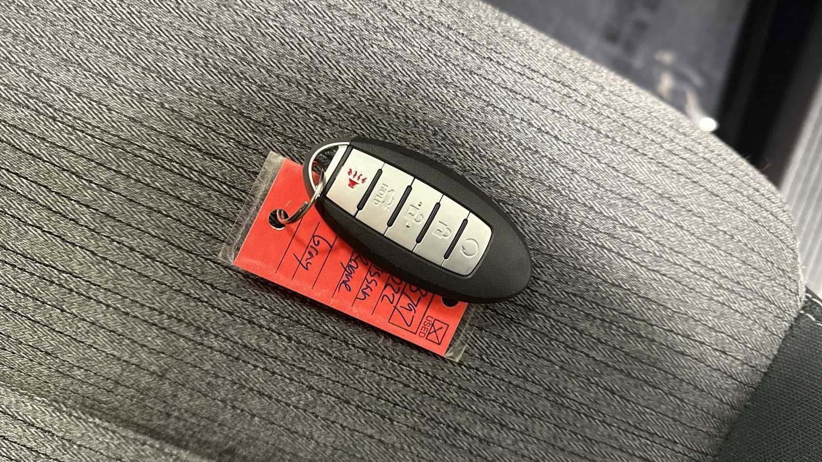 Thumbnail: 2022 Nissan Rogue - 30