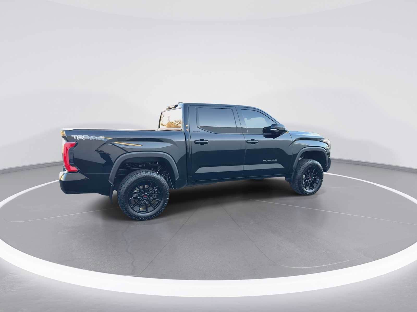 Thumbnail: 2024 Toyota Tundra - 8