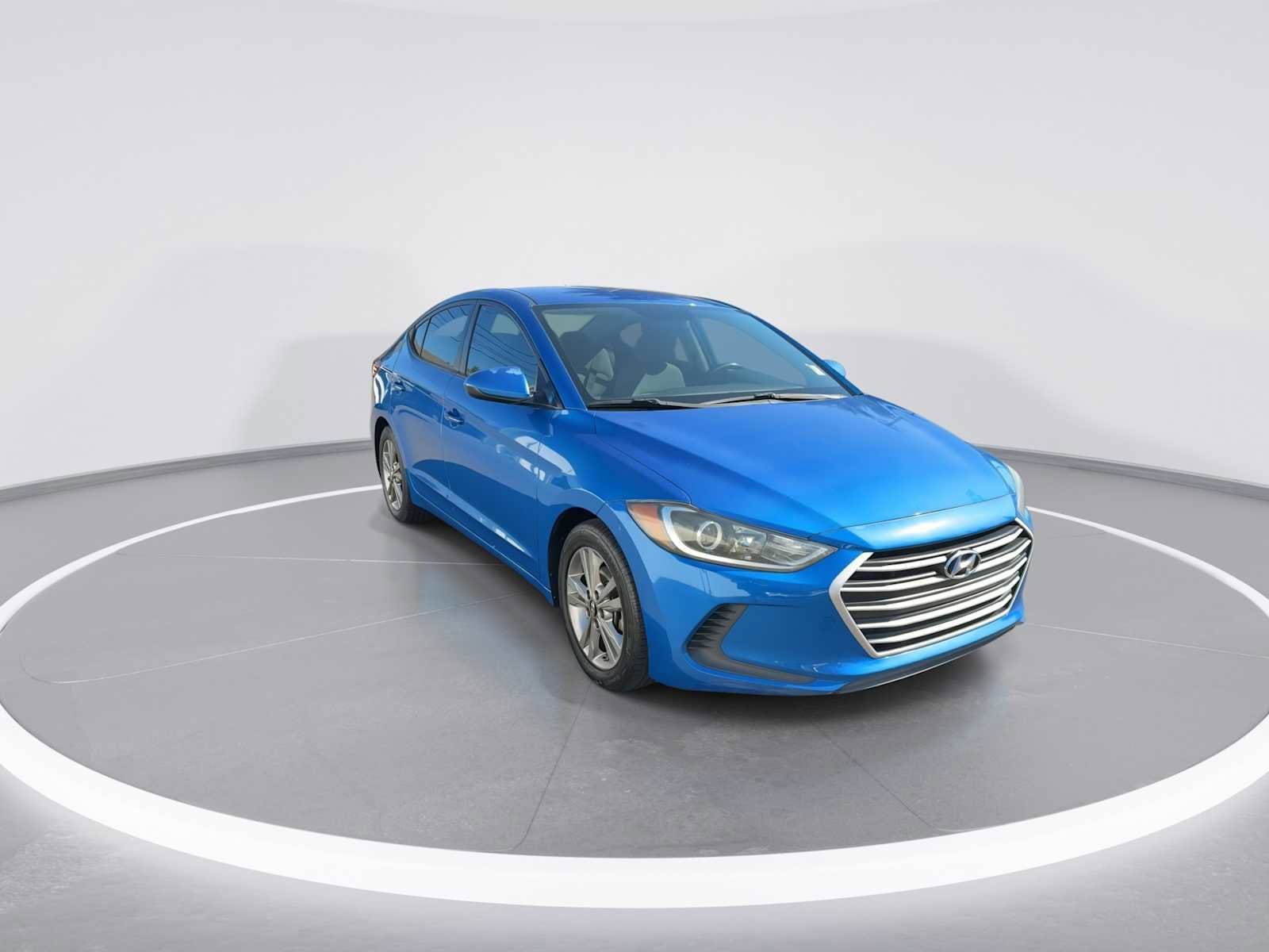 Thumbnail: 2017 Hyundai Elantra - 2