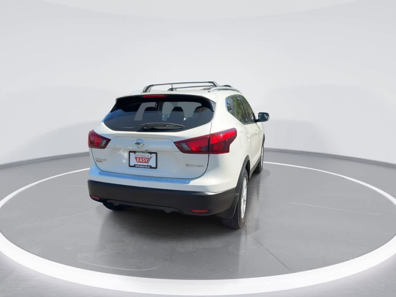 Thumbnail: 2017 Nissan Rogue Sport - 7