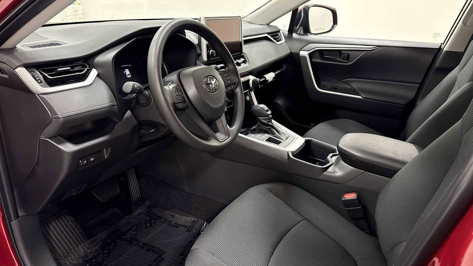 Thumbnail: 2025 Toyota RAV4 - 12