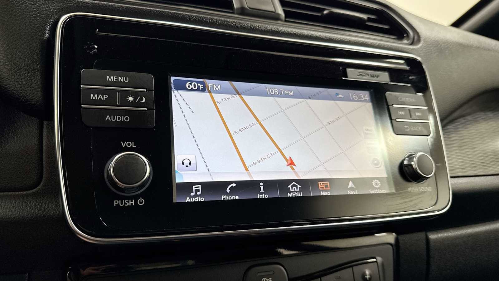 Thumbnail: 2019 Nissan Leaf - 20
