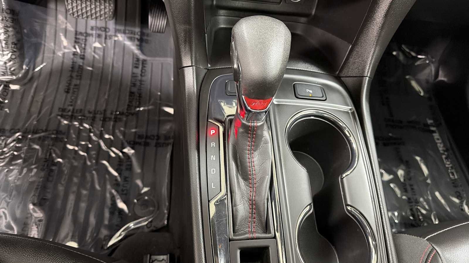 Thumbnail: 2022 Chevrolet Equinox - 22