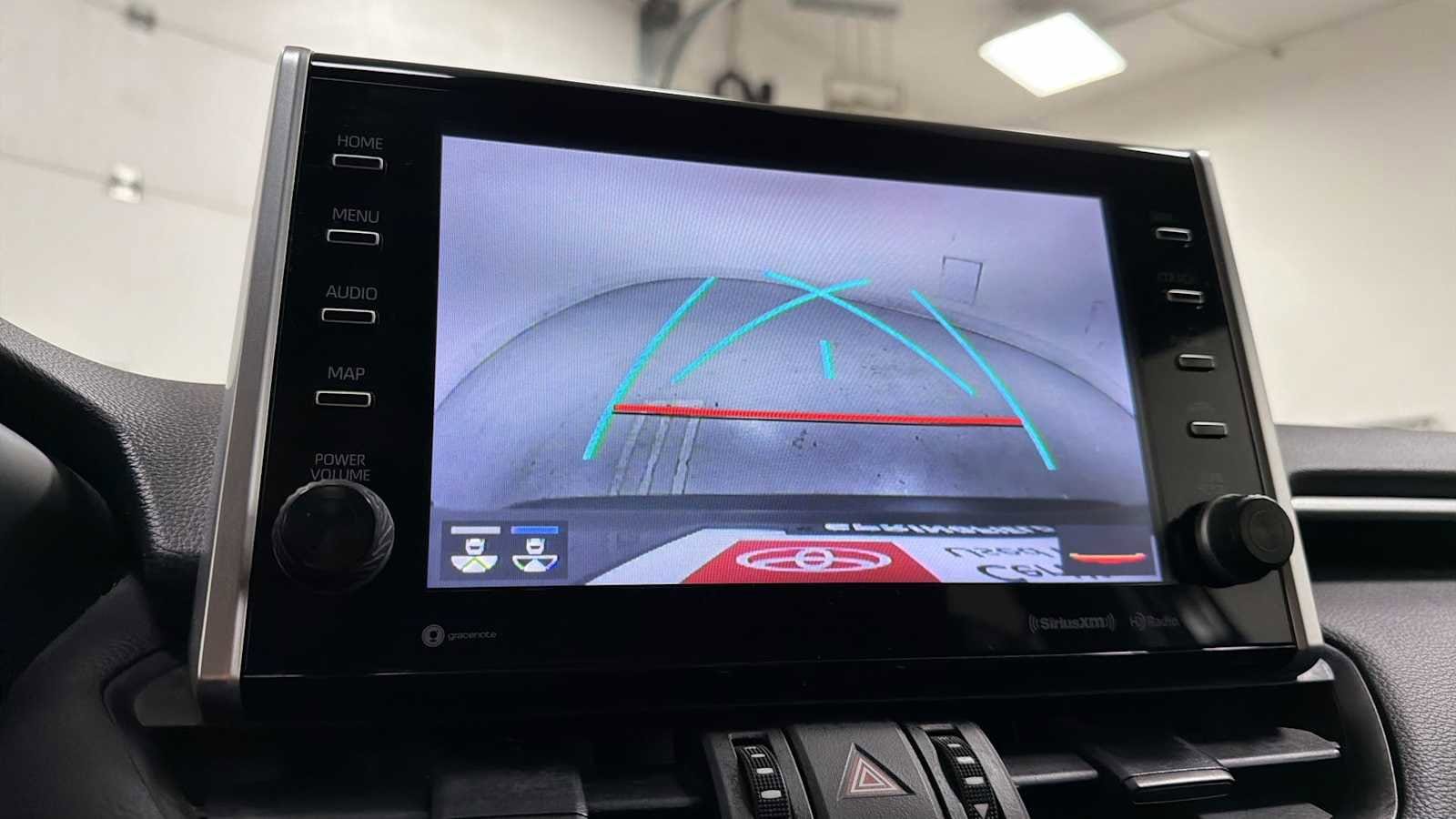 Thumbnail: 2022 Toyota RAV4 - 19