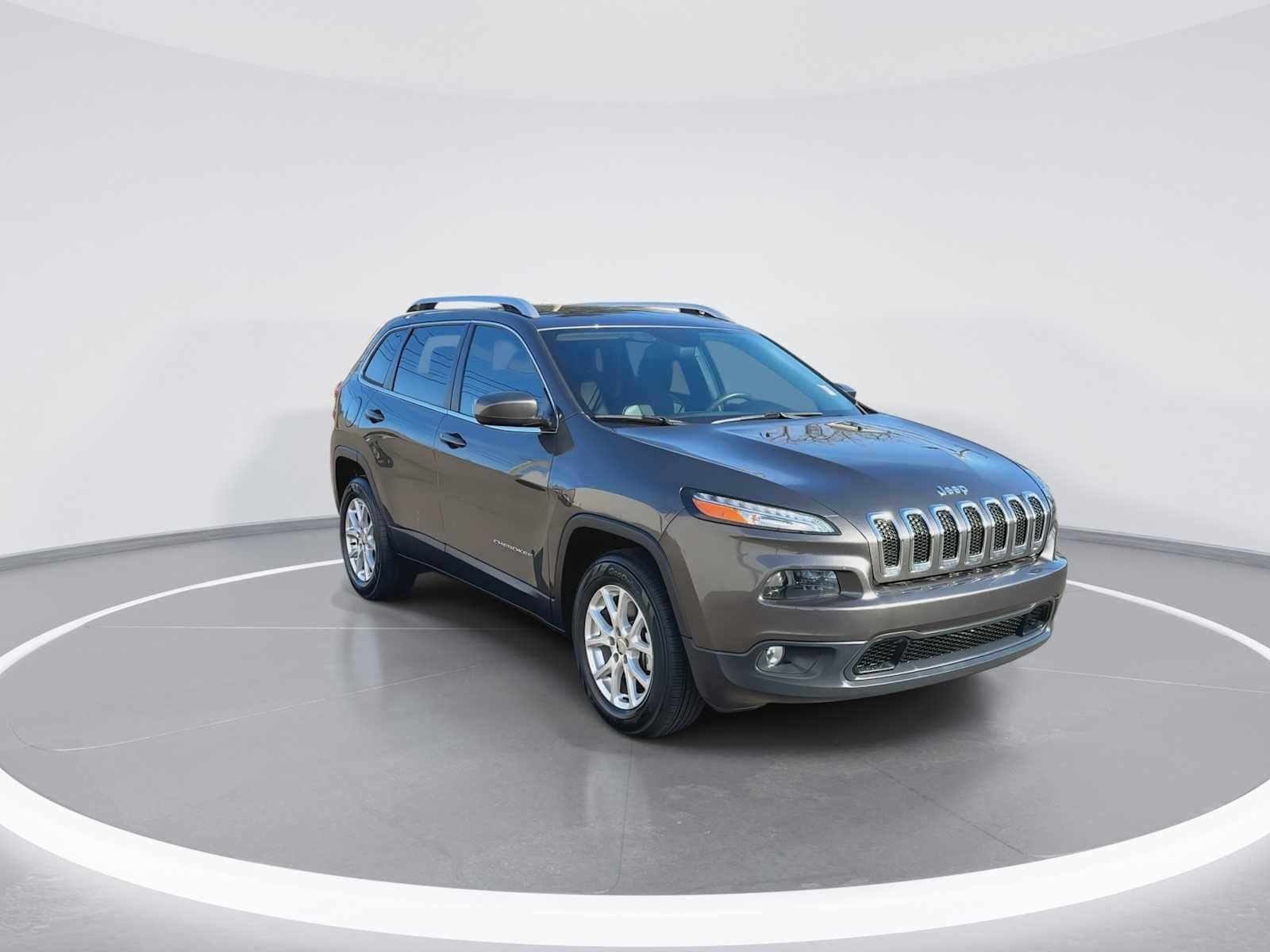 Thumbnail: 2018 Jeep Cherokee - 2