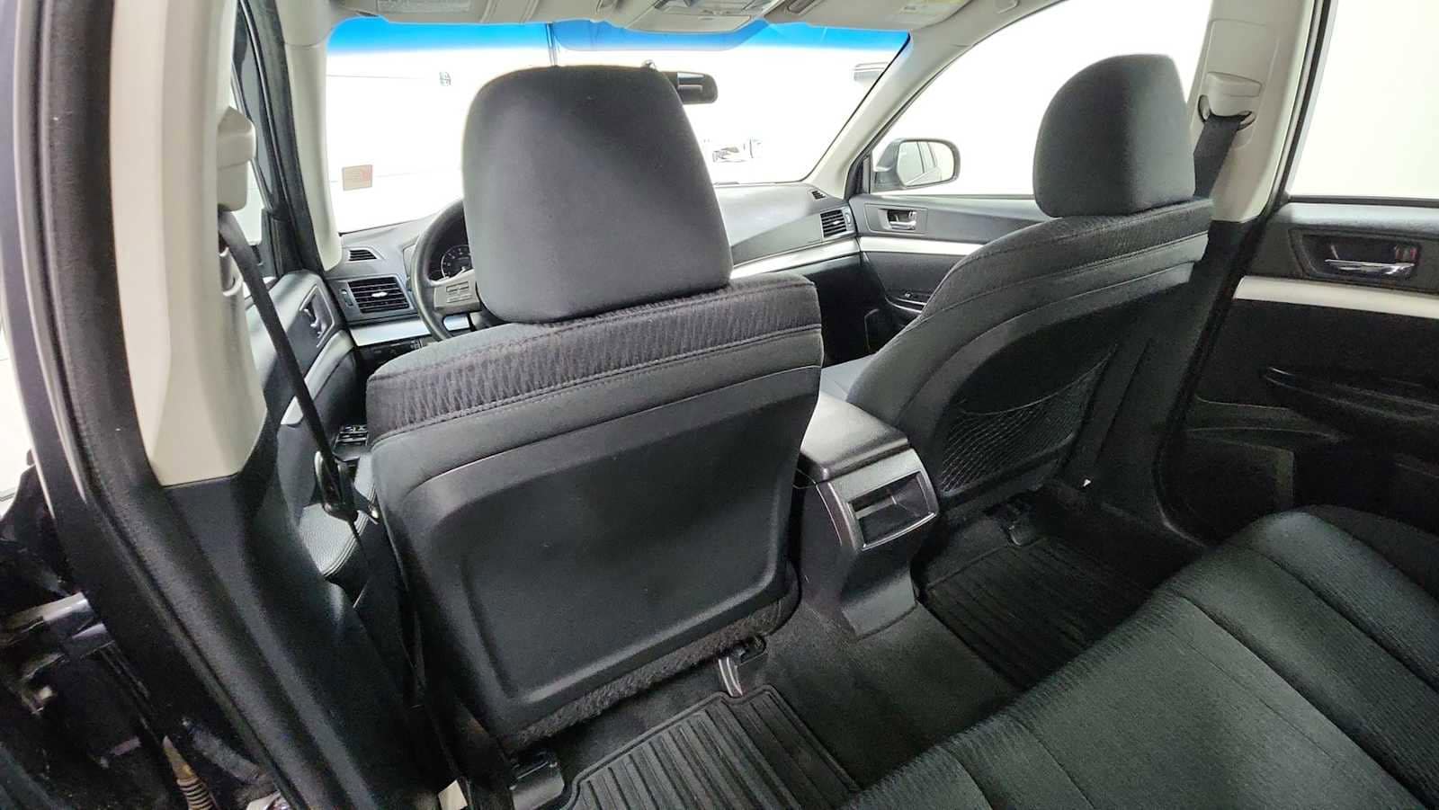 Thumbnail: 2011 Subaru Outback - 24